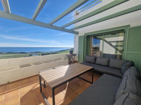 Apartamento Golf de Lujo en Alcaidesa Vista al Mar, La Linea De La Concepcion